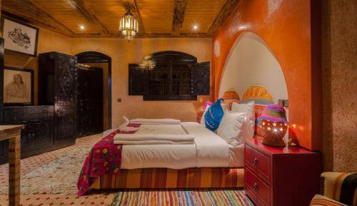Double or Twin Room with Mountain View