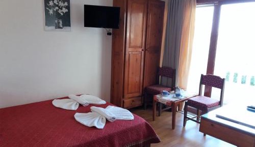 Studio (1 Adult)