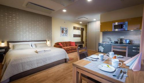 Studio Apartment
