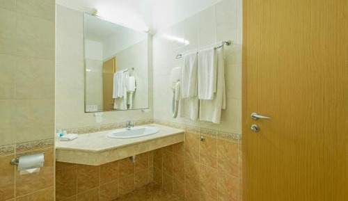 Standard Double or Twin Room with Extra bed (2 Adults + 1 Child)