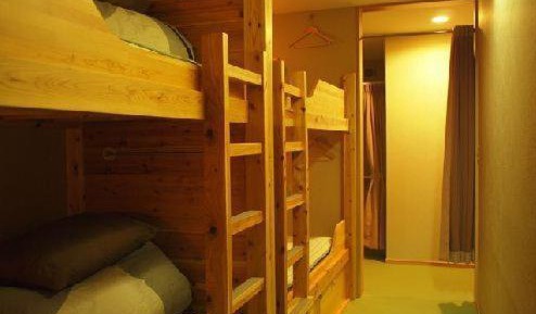 Bunk Bed in Mixed Dormitory Room