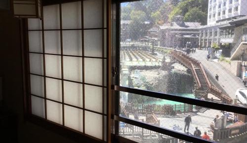 Japanese-Style Family Room