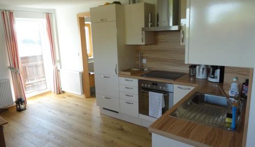 Comfort One-Bedroom Apartment with Balcony