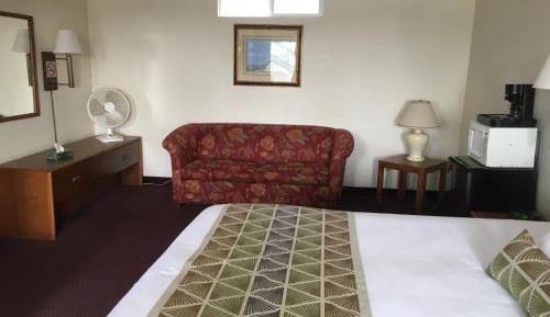 Deluxe King Room - No pets