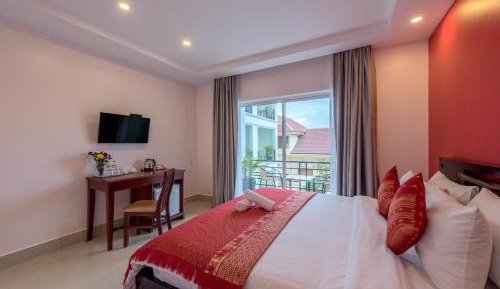 Deluxe Double Room with Balcony