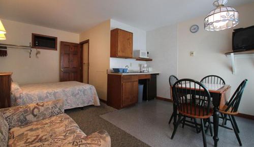 Double Bed with Sleep Sofa and Kitchenette