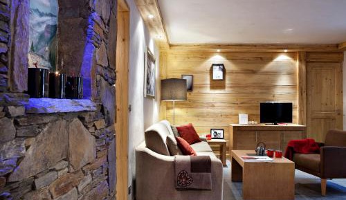 Three-Bedroom Apartment (8 Adults) with Spa Access