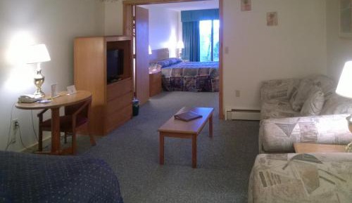 Deluxe Suite (Max 6 Occupants including children)