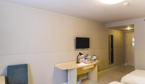 Business Twin Room A