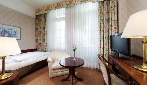 Classic Single Room