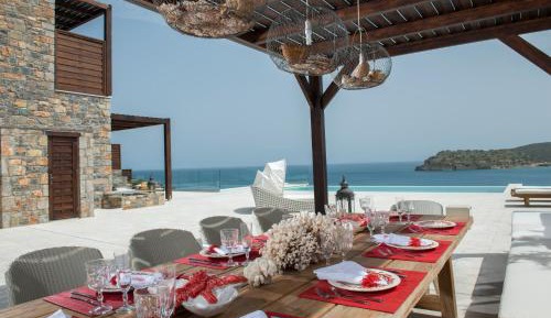 Villa - Beach Front