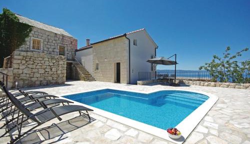 Villa with Sea View