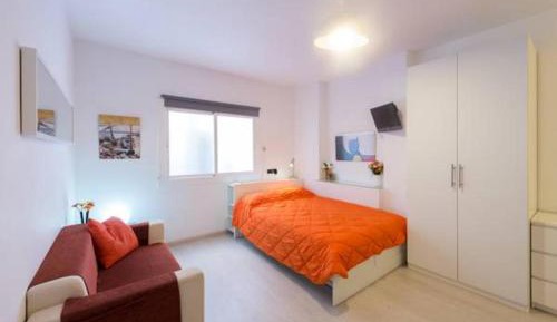 Studio (3 Adults)