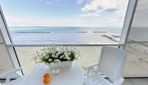Studio with Sea View