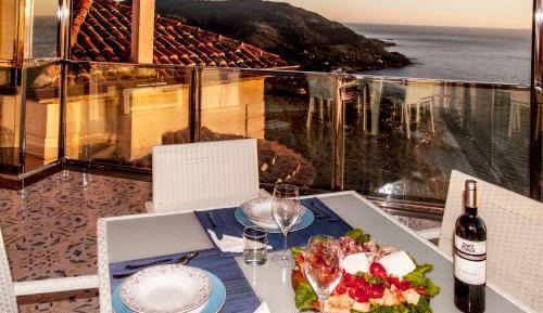 Superior Suite with Terrace and Sea View