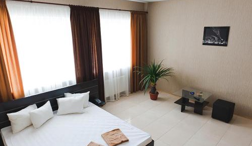 Large Double Room