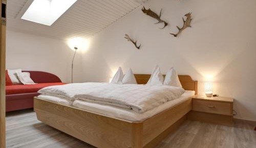 Two-Bedroom Apartment with Balcony B