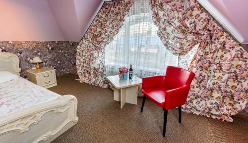 Comfort Triple Room