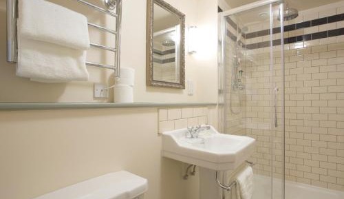 Comfy Accessible Room