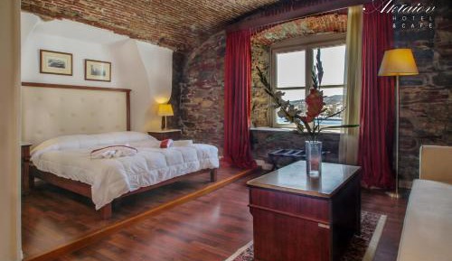 Triple Room with Sea View