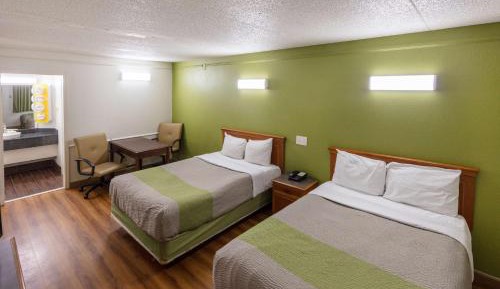 Quadruple Room - Non-Smoking