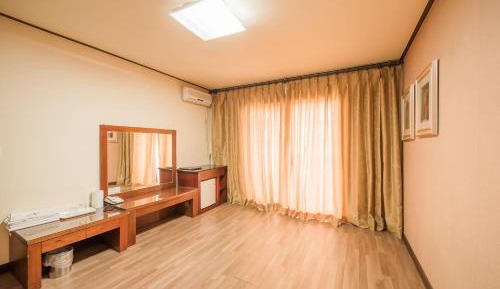 Family Room with Sea View