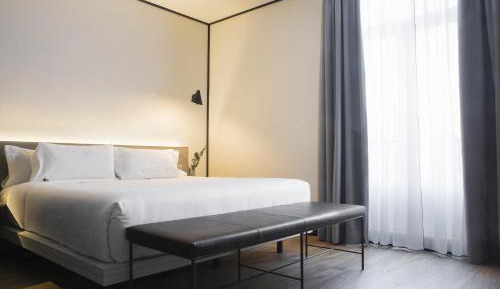 Deluxe Double Room with Terrace