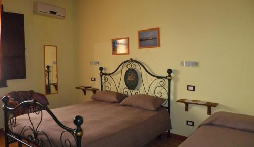 Triple Room with Garden View