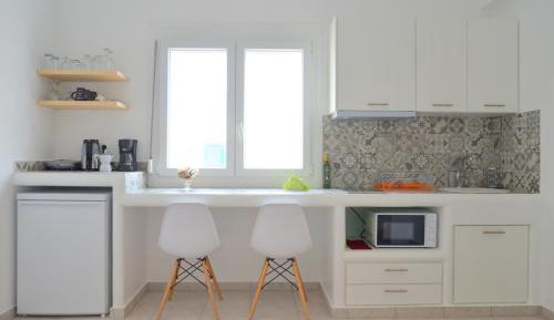Studio with Side Sea View (2 Adults)