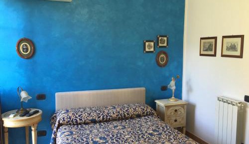 Double Room with Balcony - Via Fieschi 160