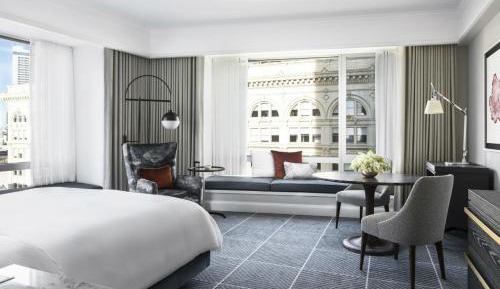 Deluxe King Room with View