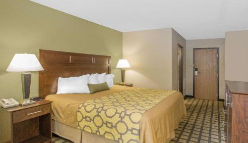 King Room - Disability Access/Non-Smoking