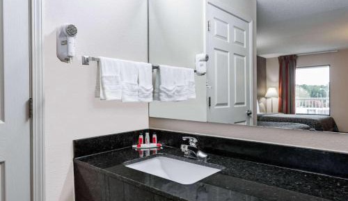 Double Room with Two Double Beds - Smoking