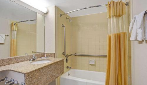 Double Room - Disability Access/Non-Smoking