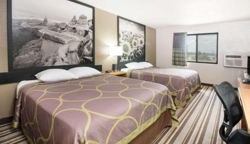 Queen Room with Two Queen Beds - Non-Smoking