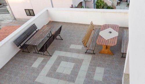 Four-Bedroom Apartment with Terrace and Sea View - First Floor