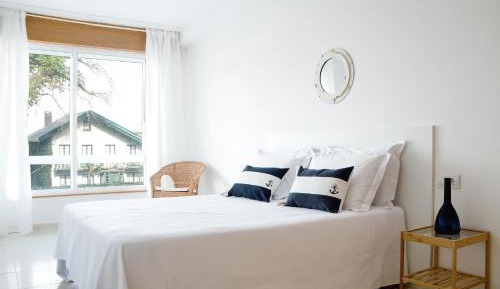 One-Bedroom Apartment (4 Adults)