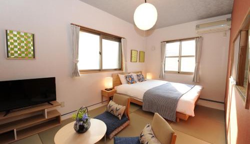 Queen Room