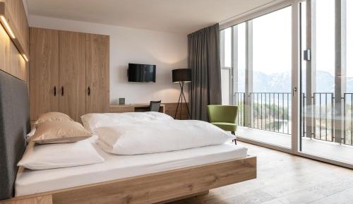 King Room with Garden View