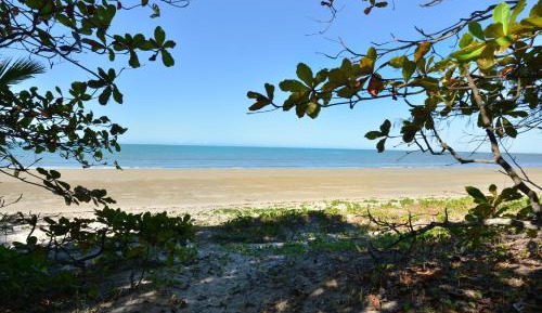 Villa - Beach Front
