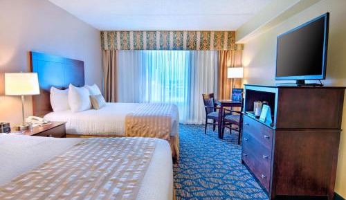 Queen Room with Two Queen Beds - Non-Smoking