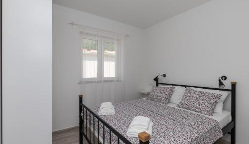 Premium One-Bedroom Apartment with Terrace