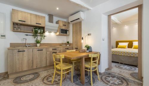 Superior Apartment