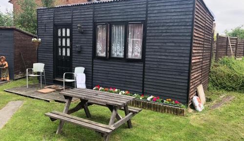 Basic Triple Room - Garden Hut