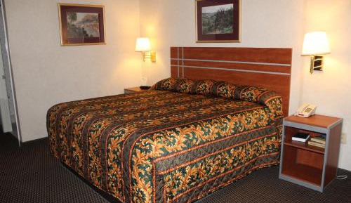 King Room with Spa Bath