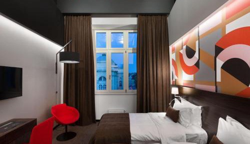 Superior Twin Room