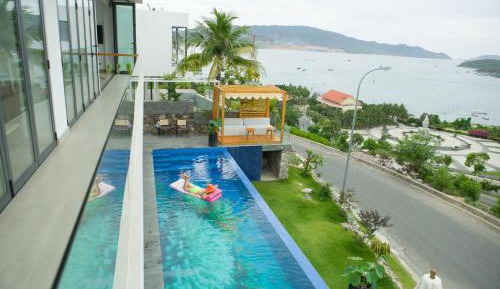Villa with Sea View