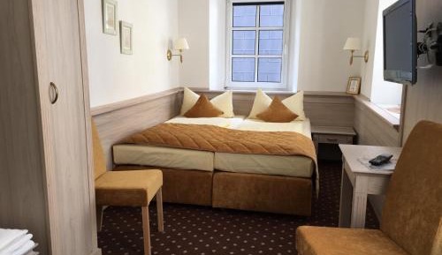 Small Double Room