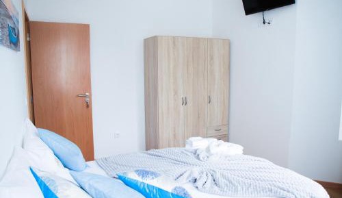Double Room with Private External Bathroom