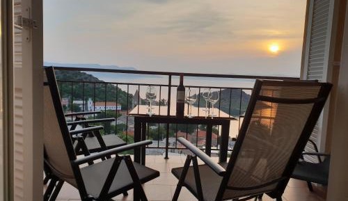Two-Bedroom Apartment with Balcony and Sea View